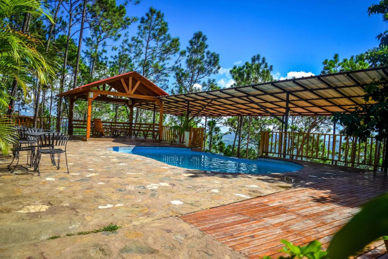 Rancho Tierra Alta Hotel Jarabacoa Exterior photo